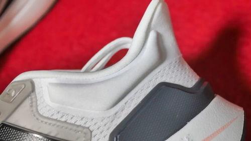 近期跑鞋爆料事件视频 第3张 近期跑鞋爆料事件视频 第3张